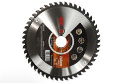 Диск пильный по дереву KRUGO 210 x 2.4/1.6 x 48T x 30 мм, крупный план