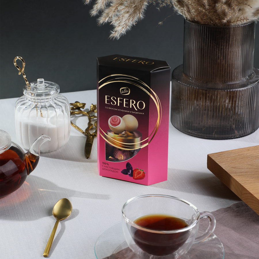 Конфеты ESFERO из белого шоколада, со вкусом клубники и базилика, 186г, превью